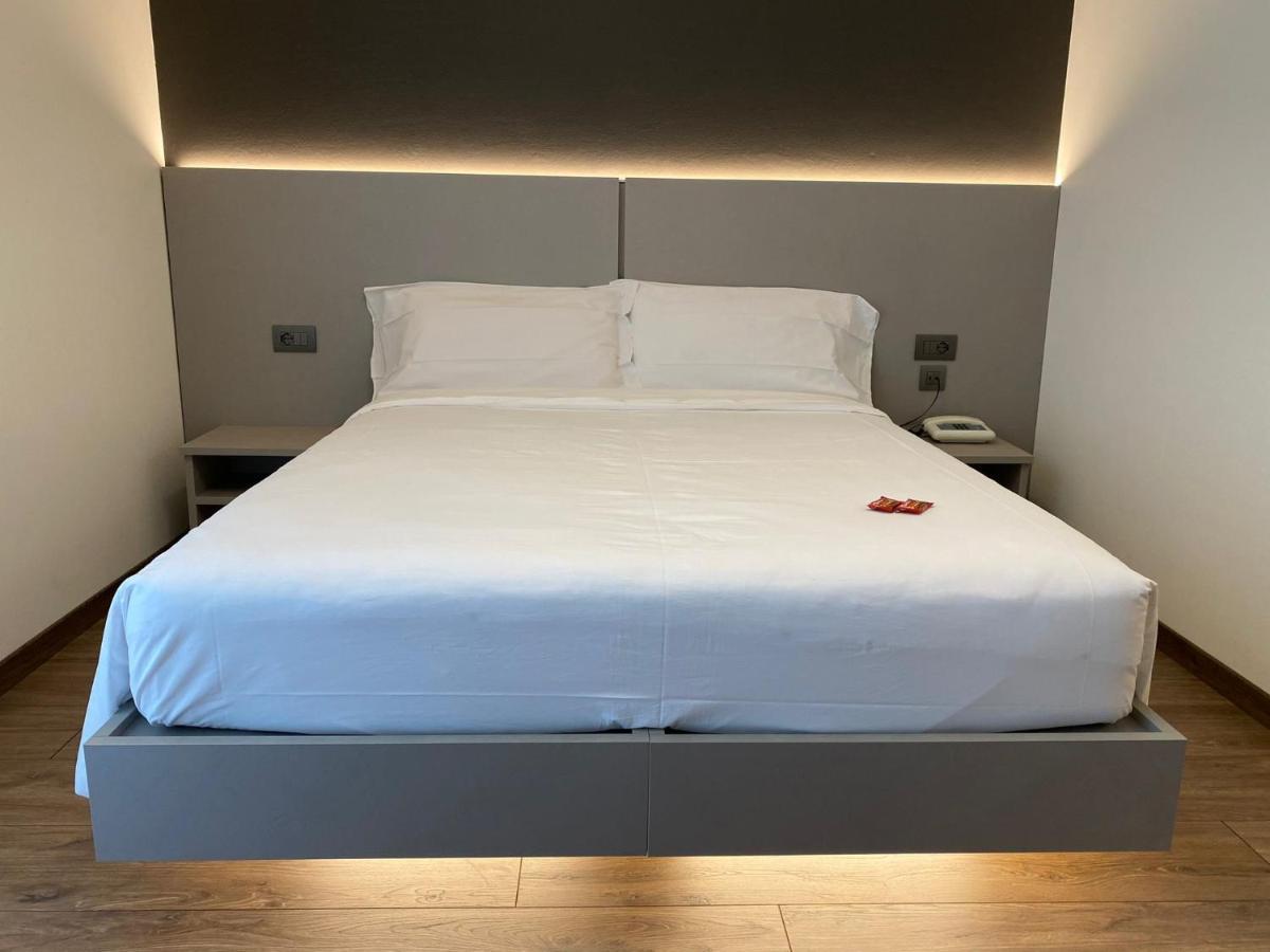 טרנטו Fly Bike Hotel מראה חיצוני תמונה